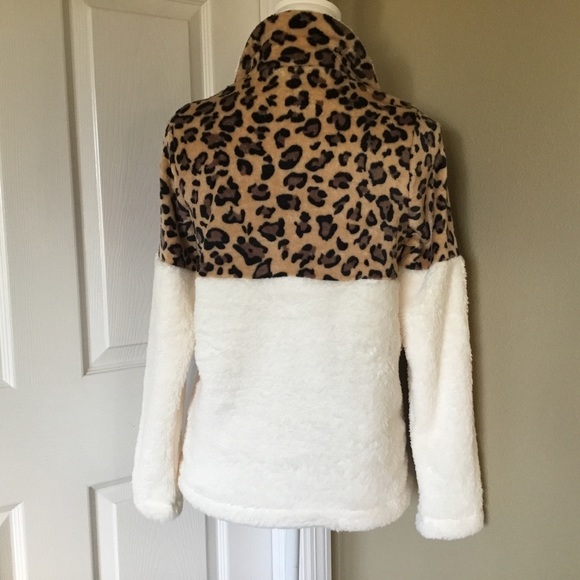 Ivory Fleece Pullover - Picture 7 of 8